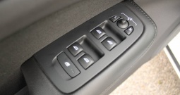 Volvo V60 2.0D B4 AUTOMATIK *LED, NAVIGACIJA, KAMERA*