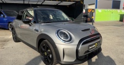 Ima sve ! Mini Cooper 2023g SE 184 ks-Plug in Electric MAX !
