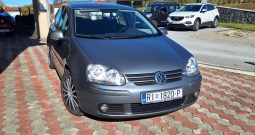 Golf V super očuvan