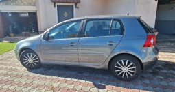 Golf V super očuvan