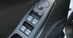 Ford Puma 1.0 Ecoboost Titanium *NAVIGACIJA*