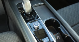 Volvo XC60 B4 2.0D AUTOMATIK *LED, NAVIGACIJA, KAMERA*