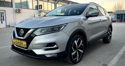 Nissan Qashqai 1.5dCi Tekna 85kw 2021g 69000km Panorama 360°kamera⭐⭐⭐⭐