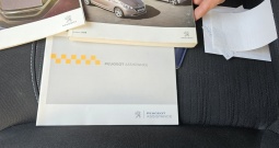 Peugeot 208 1.0 VTi Sport,mod.'14.,reg.1/26,servisna,ko nov,može na kartice!