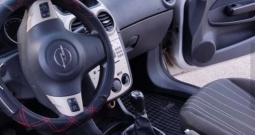 Opel Corsa 1.3 dizel, reg. 10.2026.