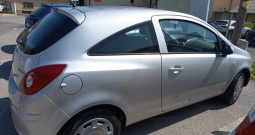 Opel Corsa 1.3 dizel, reg. 10.2026.