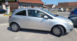 Opel Corsa 1.3 dizel, reg. 10.2026.