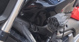 Hondu NC 750 SA, sa dodatnom opremom