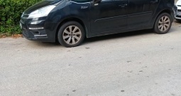 Prodajem Citroen C4 Picasso