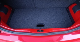 M/1 osobni automobil VW Up