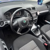 Škoda Octavia 1.6 TDI-servisna knjižica,uvoz