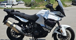 KTM 1290 Super Adventure T, 1301 cm3, 160 KS, puno dodatne opreme
