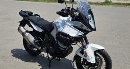 KTM 1290 Super Adventure T, 1301 cm3, 160 KS, puno dodatne opreme