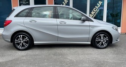 Mercedes B 200 blueefficiency *automatik*navigacija*kamera*
