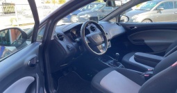 Seat ibiza 1,6 TDI *reference edition* xenon*navigacija* p. D. C*