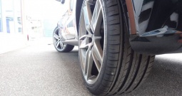 Audi A1 1,6 TDi *s-line* navigacija* alu 18 * xenon + led * 1. Vl