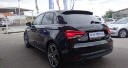 Audi A1 1,6 TDi *s-line* navigacija* alu 18 * xenon + led * 1. Vl