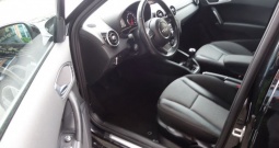 Audi A1 1,6 TDi *s-line* navigacija* alu 18 * xenon + led * 1. Vl