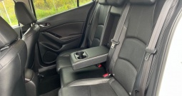 Mazda 3 2, 2 d revolution 150 ks redizajn full koža navi led head up ZG