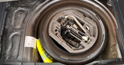 Škoda fabia 1,2 TDI elegance full oprema navigacija tempomat kao nov —