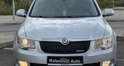 Škoda superb combi 1.6 TDi greenline 105 ks full *navigacija*tempomat*