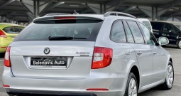 Škoda superb combi 1.6 TDi greenline 105 ks full *navigacija*tempomat*