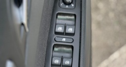 Škoda superb combi 1.6 TDi greenline 105 ks full *navigacija*tempomat*