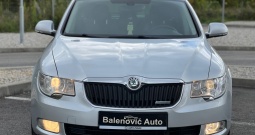 Škoda superb combi 1.6 TDi greenline 105 ks full *navigacija*tempomat*