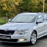 Škoda superb combi 1.6 TDi greenline 105 ks full *navigacija*tempomat*