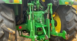 John Deere 5720