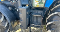 2011 New Holland T7040