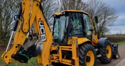 2022 JCB 4CX
