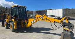 2021 JCB 3CX