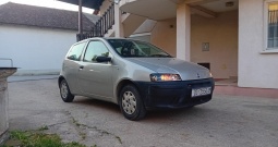 Prodajem auto Fiat Punto 1.2s