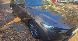 Prodajemo Mazdu 3, prvi vlasnik