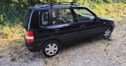 Prodajem komplet moze zamjena ili djelovi