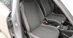 Peugeot 2008 1.2 Puretech *LED, NAVIGACIJA*