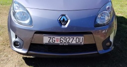 Twingo 2008,1.2 16V, prva vlasnica, zimske gume