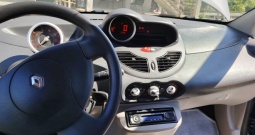 Twingo 2008,1.2 16V, prva vlasnica, zimske gume
