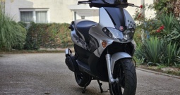 Gilera Runner 50-2T SP Special,mod.'14.,samo 2050 km,nije uvoz,kao nova,kartice!