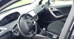 Peugeot 2008 PureTech82 / Prva Reg14.06.2016 / 60kw/ Pređ. 135.851 km