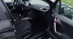 Peugeot 2008 PureTech82 / Prva Reg14.06.2016 / 60kw/ Pređ. 135.851 km