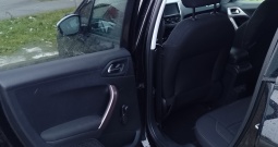 Peugeot 2008 PureTech82 / Prva Reg14.06.2016 / 60kw/ Pređ. 135.851 km