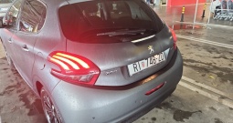 Peugeot 208 allure 1,6 73kw