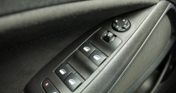 Opel Crossland 1.2 Turbo Ultimate *LED, NAVIGACIJA, KAMERA*