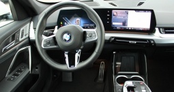 BMW X1 xDrive 23i M-Paket *HARMAN KARDON, LED, KAMERA, NAVIGACIJA*