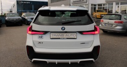 BMW X1 xDrive 23i M-Paket *HARMAN KARDON, LED, KAMERA, NAVIGACIJA*