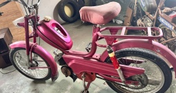 Tomos laura nema papire