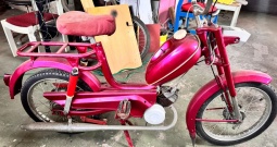 Tomos laura nema papire