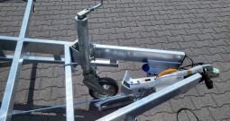 PRIKOLICA 3x1800 kg - odvojiva platforma (mobilne kućice, fast food.)